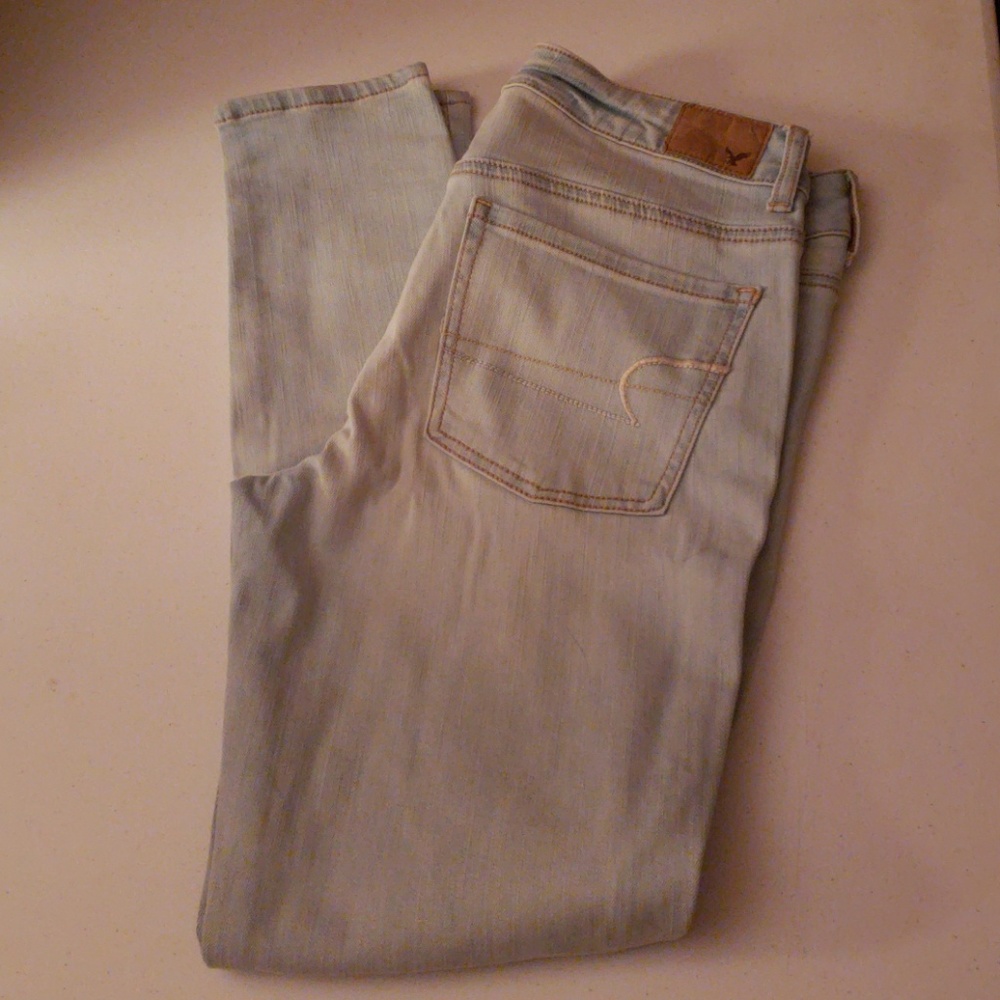AMERICAN EAGLE 10 REG JEGGINGS